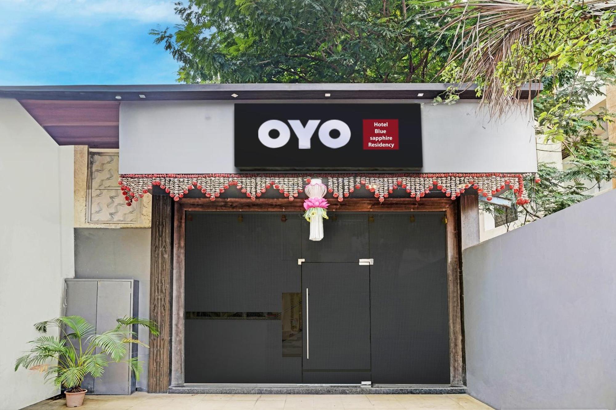 Oyo Hotel Blue Sapphire Residency Near Chhatrapati Shivaji International Airport Mumbai Exterior photo